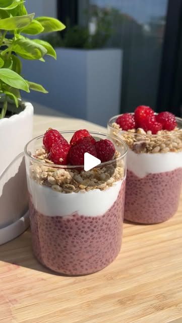 Raspberry Chia Pudding