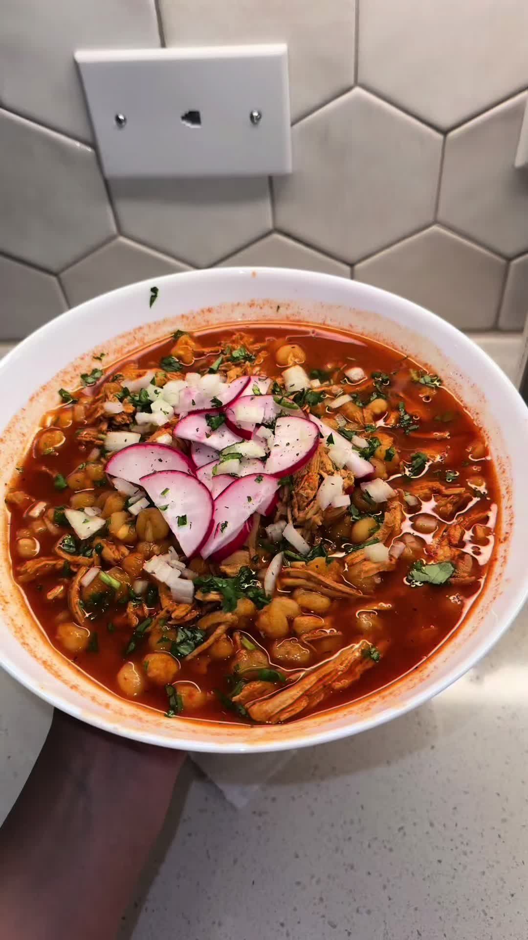 Pozole Rojo de Pollo
