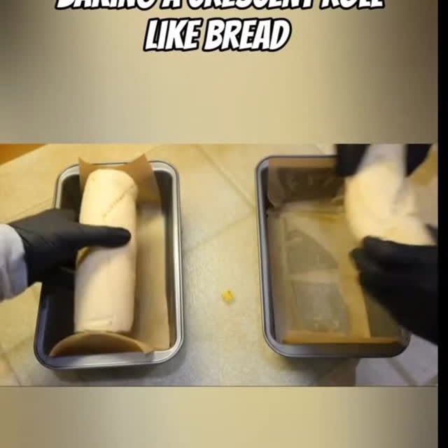 Crescent Roll Cheesy Garlic Bread