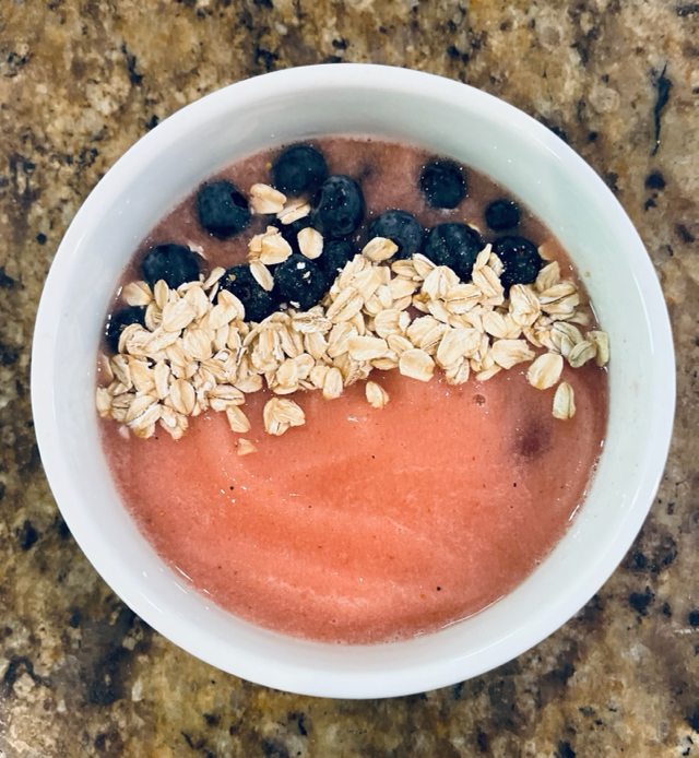 Strawberry Banana Smoothie Bowl
