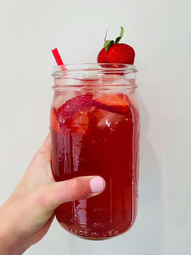 Sparkling Strawberry Drink