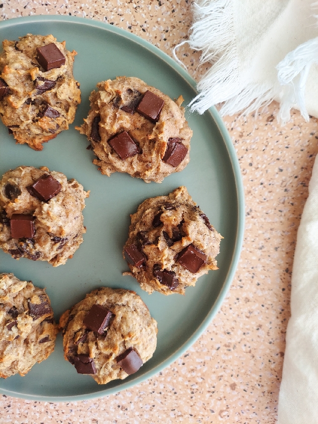 Banana Chocolate Chip Cookies