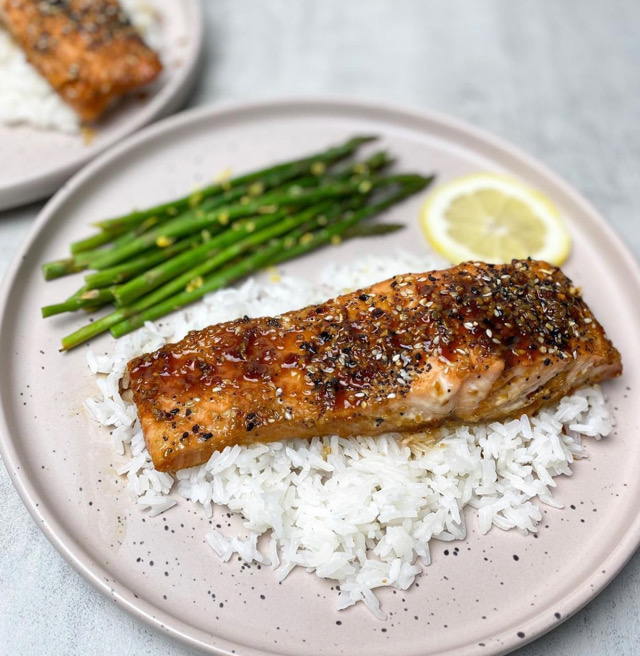 5 Ingredient Soyaki Salmon Dinner