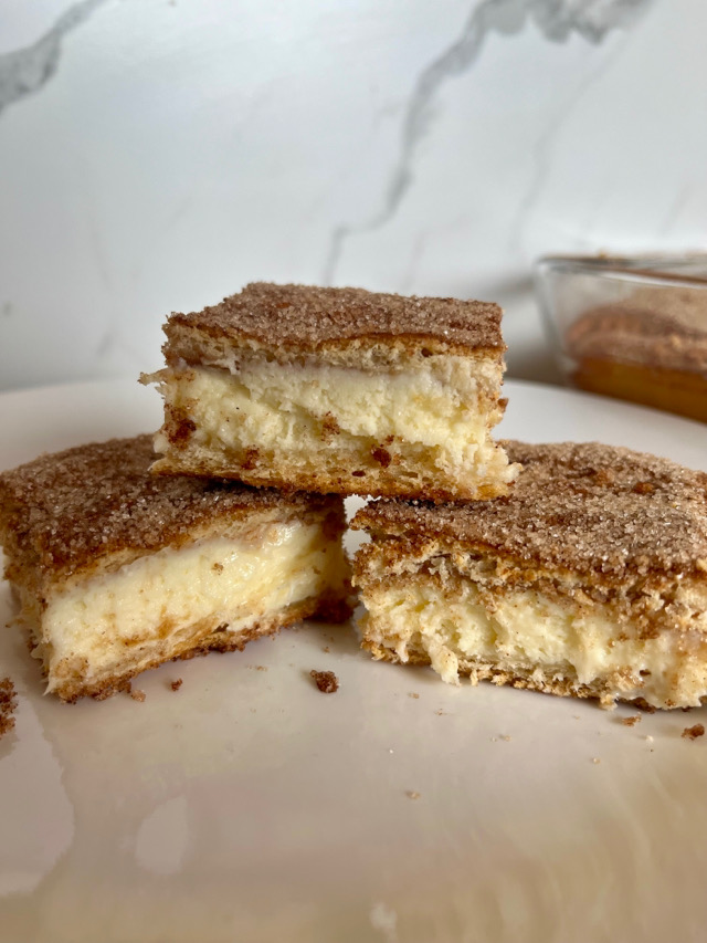Churro Cheesecake Bars