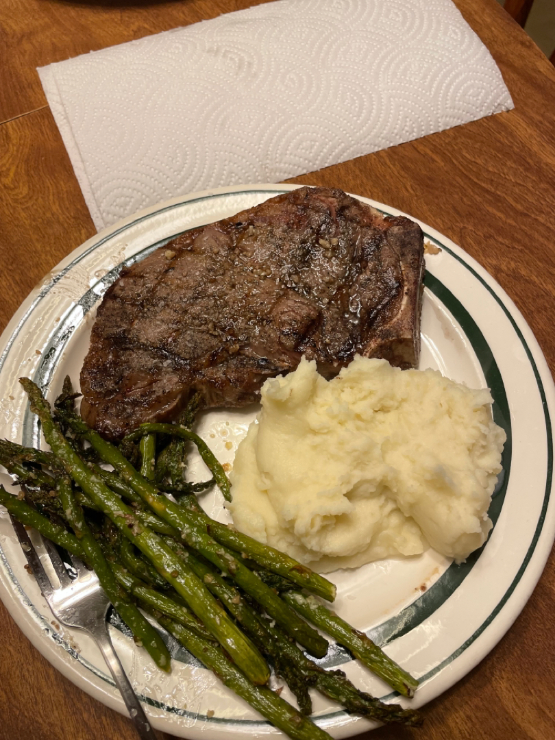 Grilled Steak and Garlic Parm Asparagus
