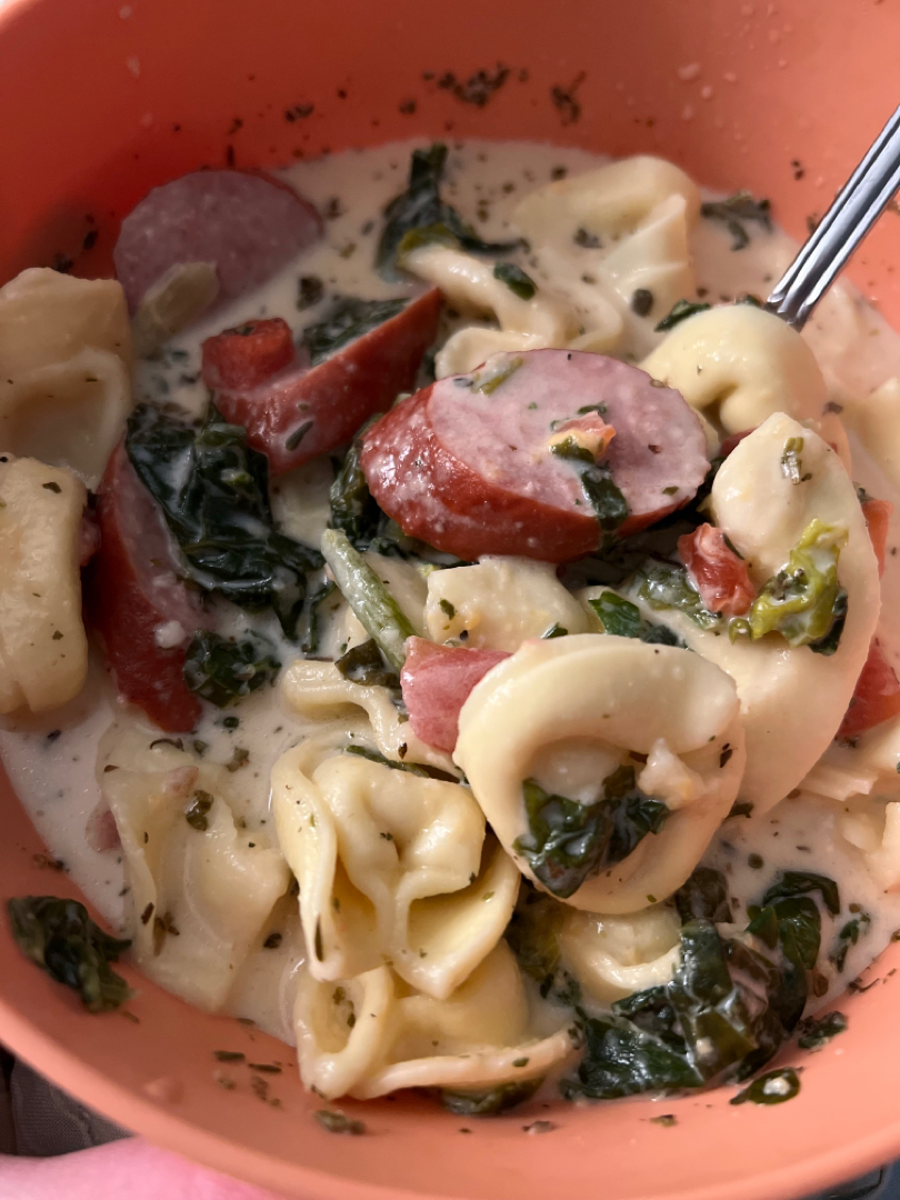 Crockpot tortellini