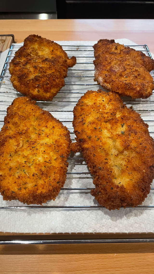 Crispy Chicken Cutlets