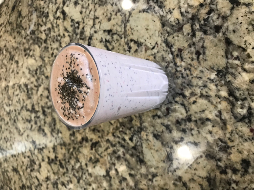 Strawberry chia smoothie
