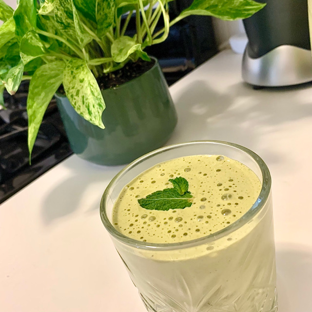 Mint chocolate protein shake 🪴🍫🍵🍃🔥💪🙌 