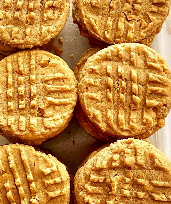 3 Ingredient peanut butter Cookies