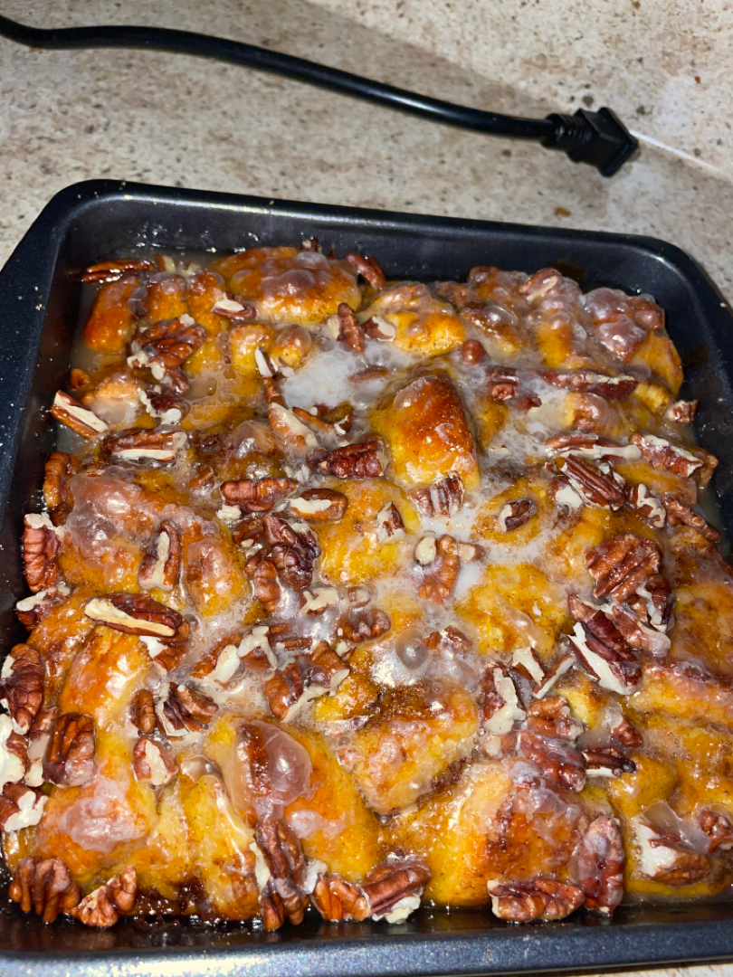 Pumpkin Cinnamon Roll Monkey Bread
