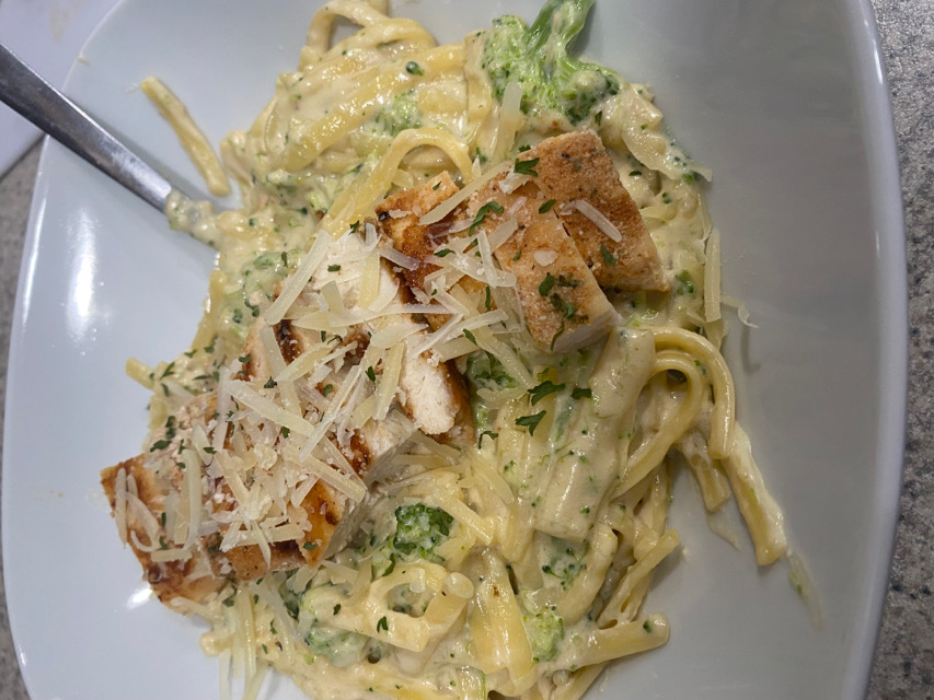 Chicken Broccoli Alfredo