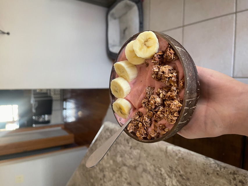 Strawberry Banana smoothie bowl!