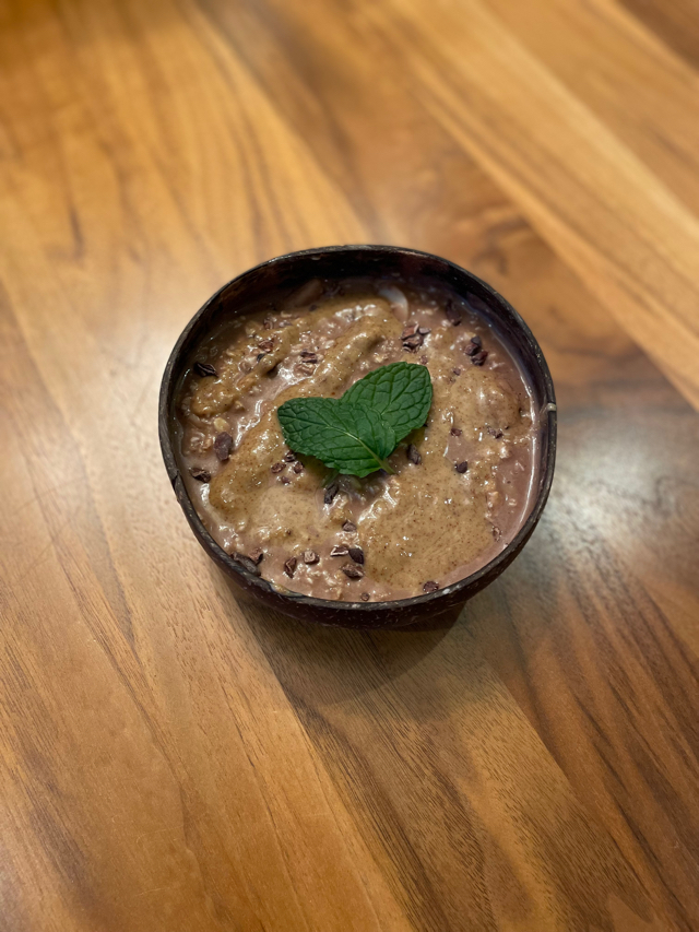Mint chocolate chip overnight oats
