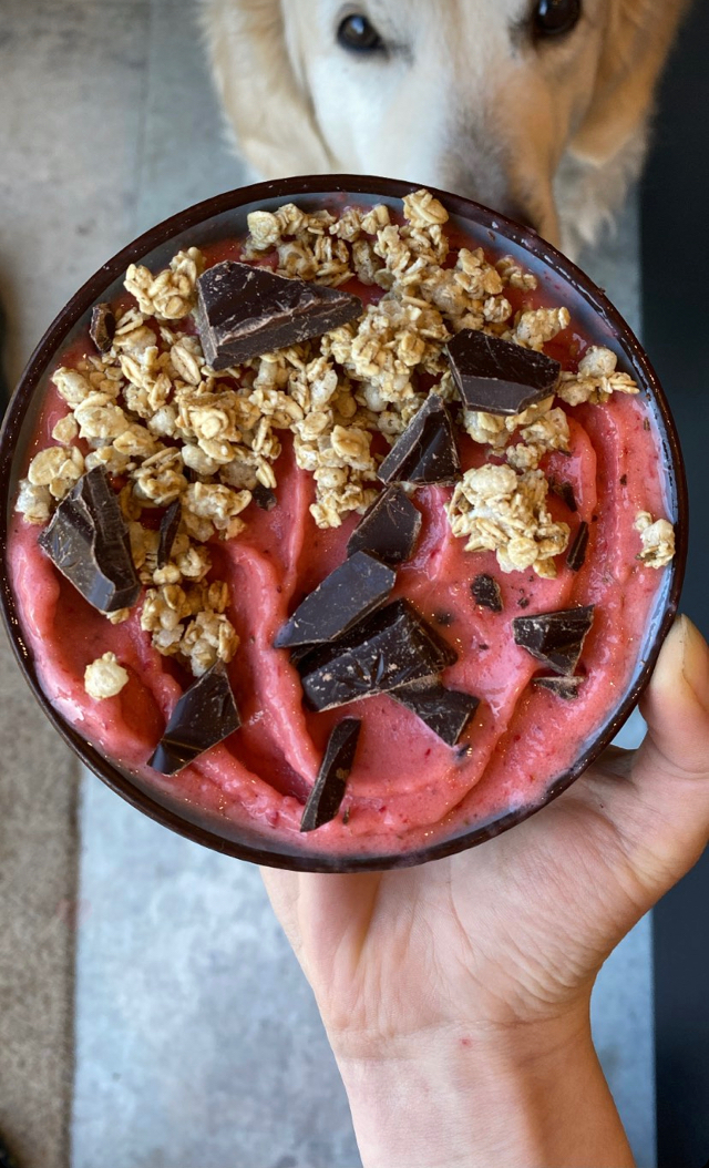 THICK smoothie bowl
