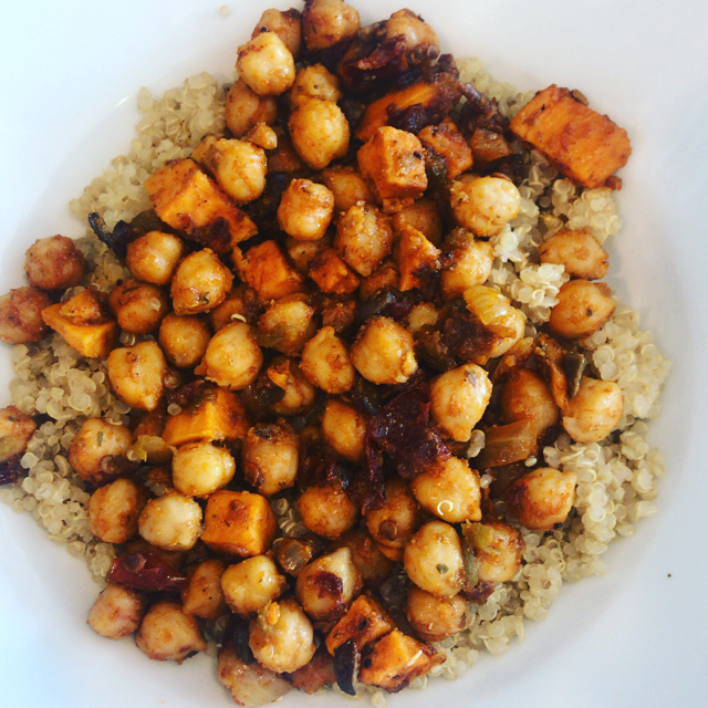 Spicy ChickPea & Quinoa Bowl