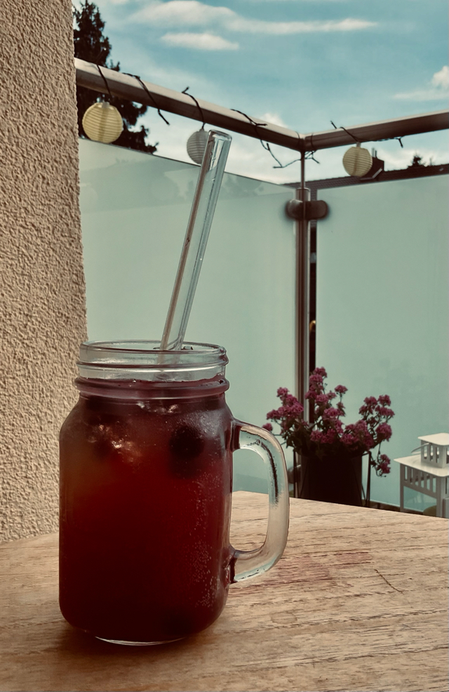 fruity blueberry cocktail 