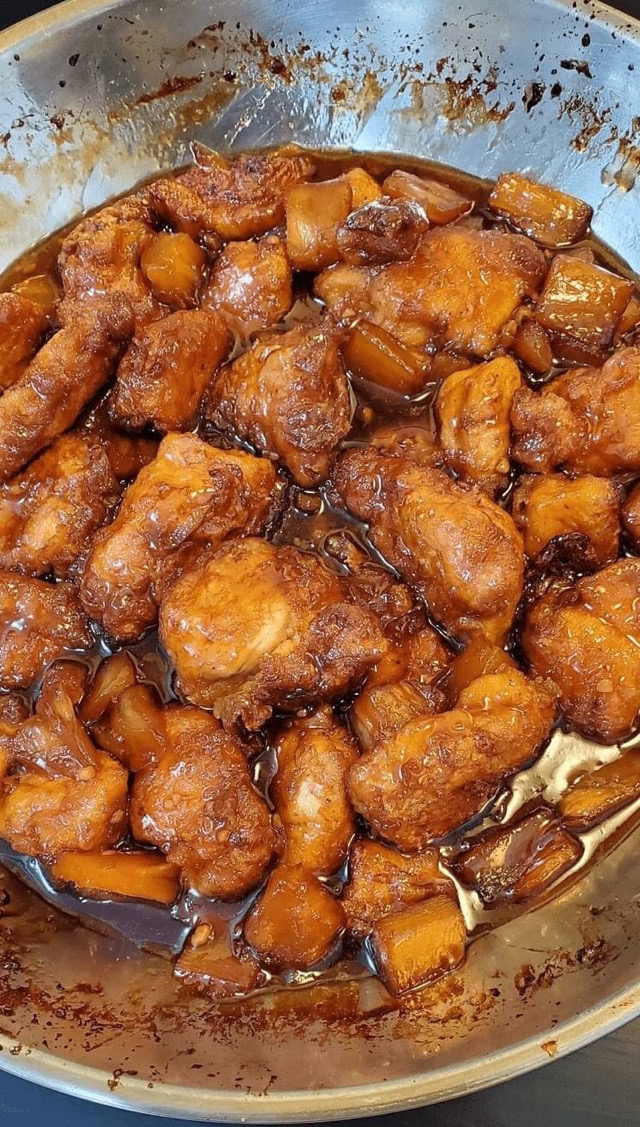 Hawaiian Crockpot Chicken