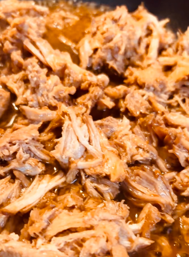 Easy crock pot carnitas