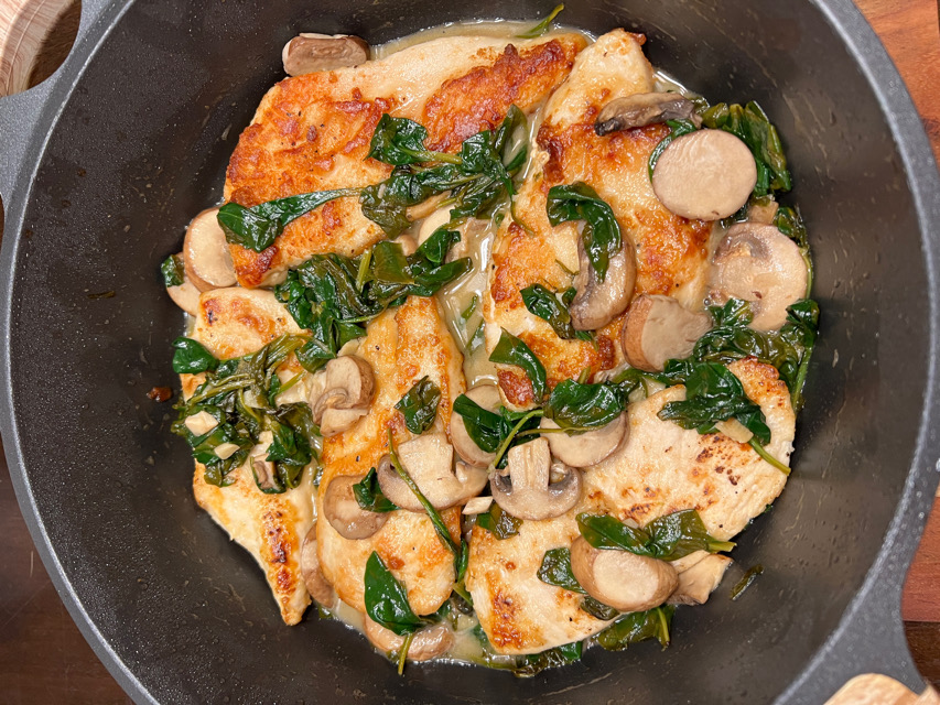 Lemon chicken with white wine sauce