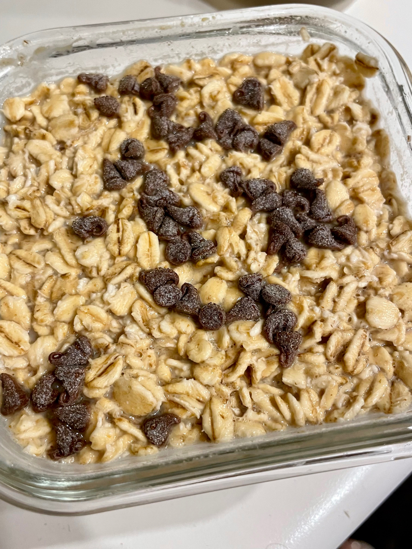 Peanut butter overnight oats