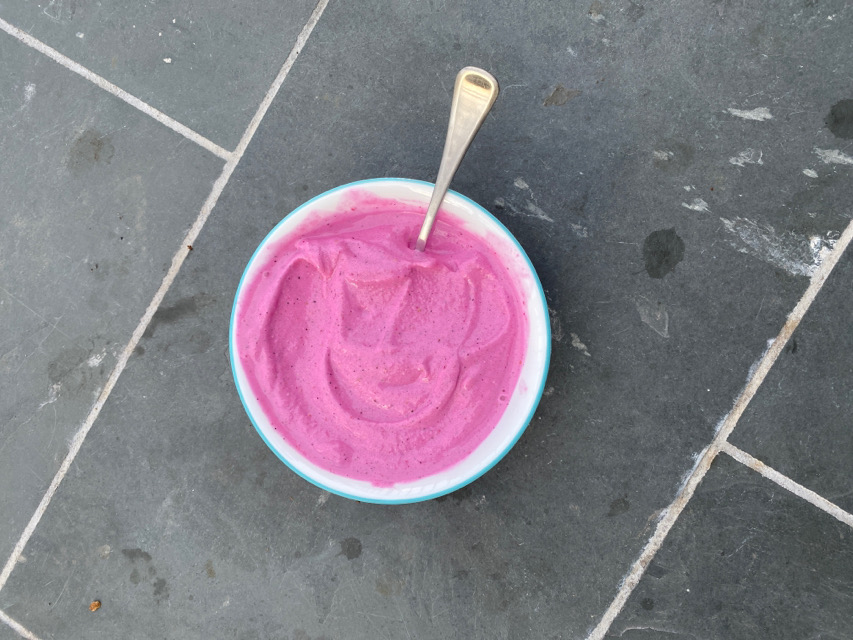 Drangon Fruit Smoothie Bowl