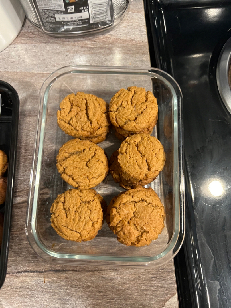 4 Ingredient Peanut Butter Cookies