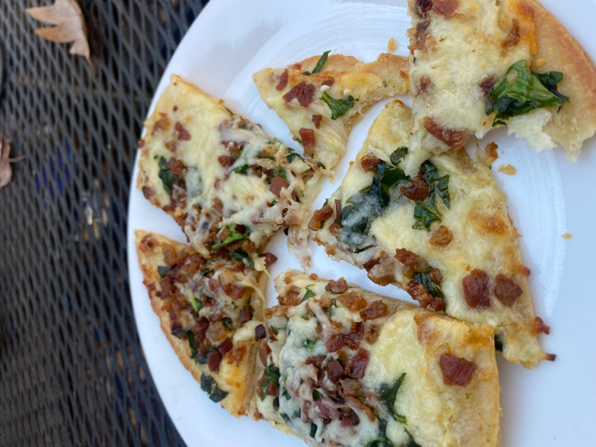 Mozerella & Spinach Flatbread w/a Twist! 