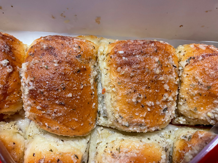 Pepperoni Pizza Sliders