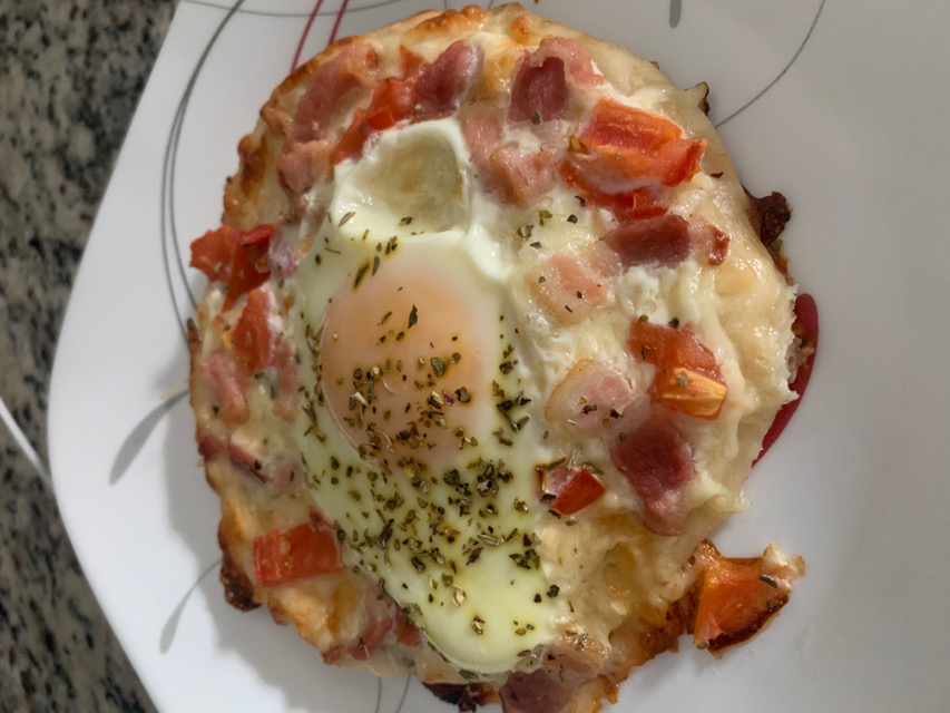 Simple Ohh La La Breakfast Pizza