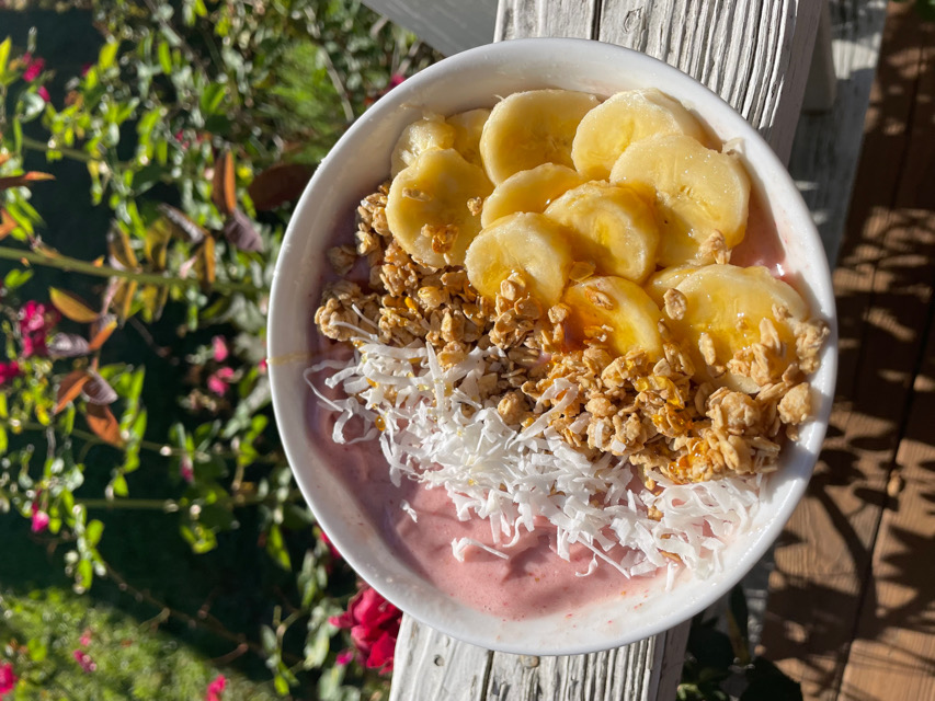Strawberry Banana Smoothie Bowl