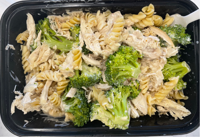 Easy meal prep chicken Alfredo
