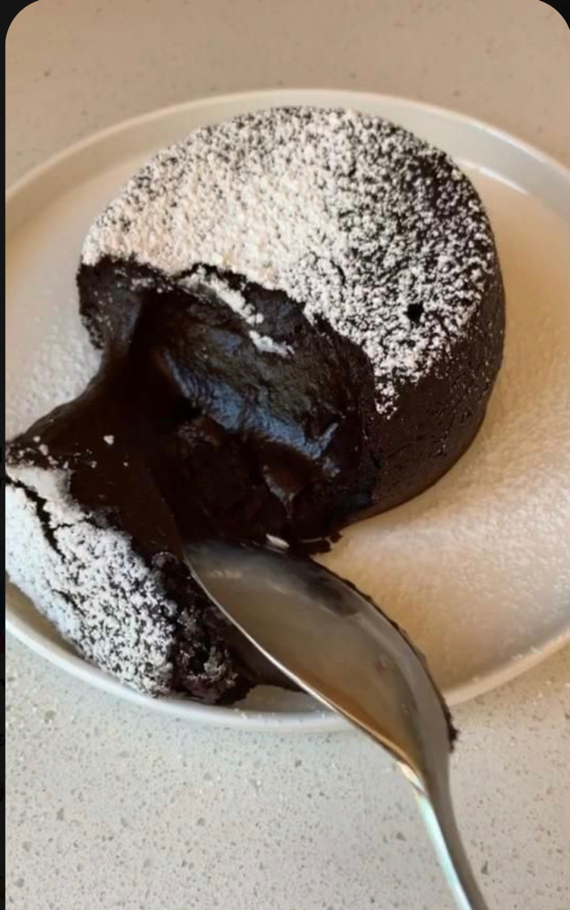Chocolate lava cake