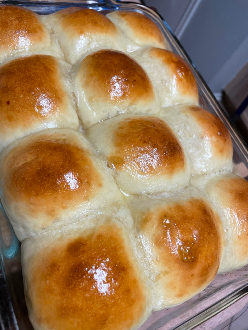 Dinner rolls