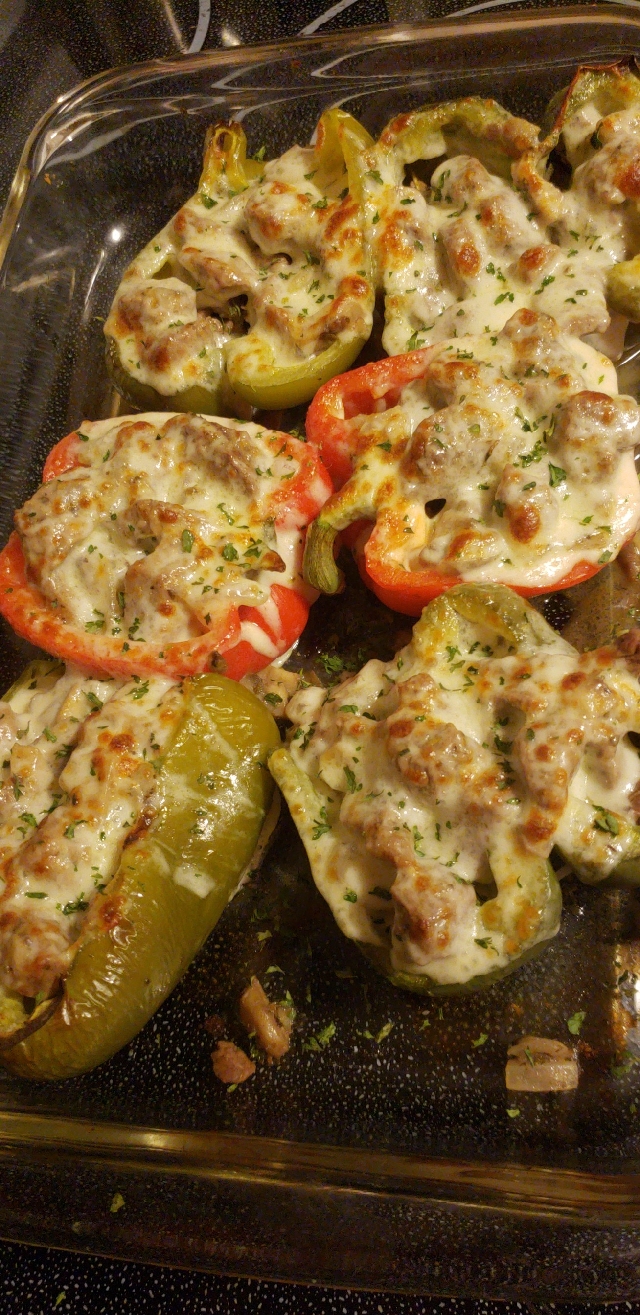Philly cheesesteak stuffed peppers