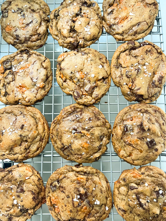 Brown butter butterfinger cookies