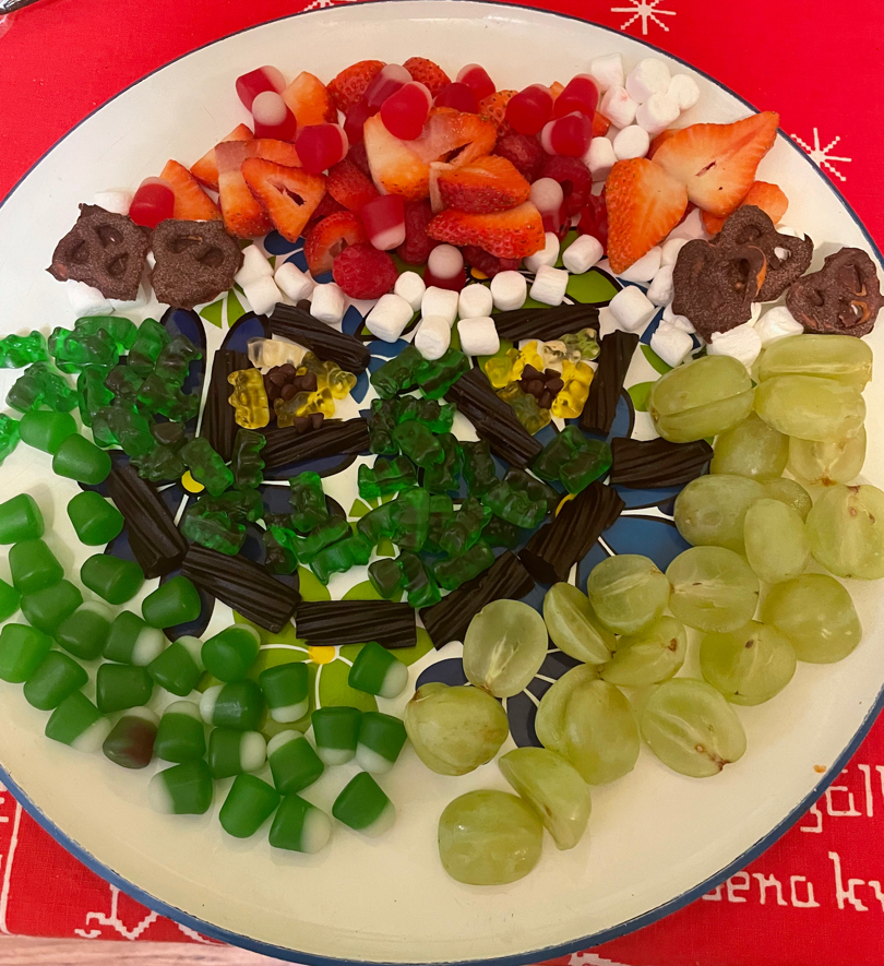 Grinch Charcuterie board
