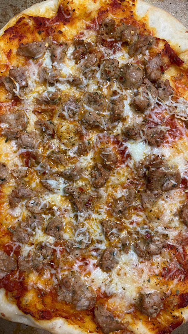 Cast Iron Skillet Chicken Sausage Pizza