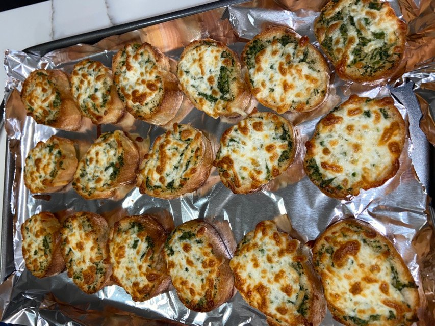 Cheesy garlic bread