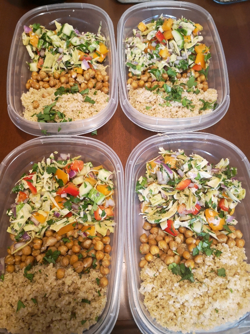Lemon quinoa artichoke salad meal prep