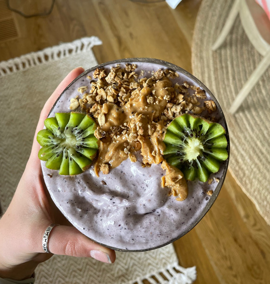 Blueberry Banana Smoothie bowl