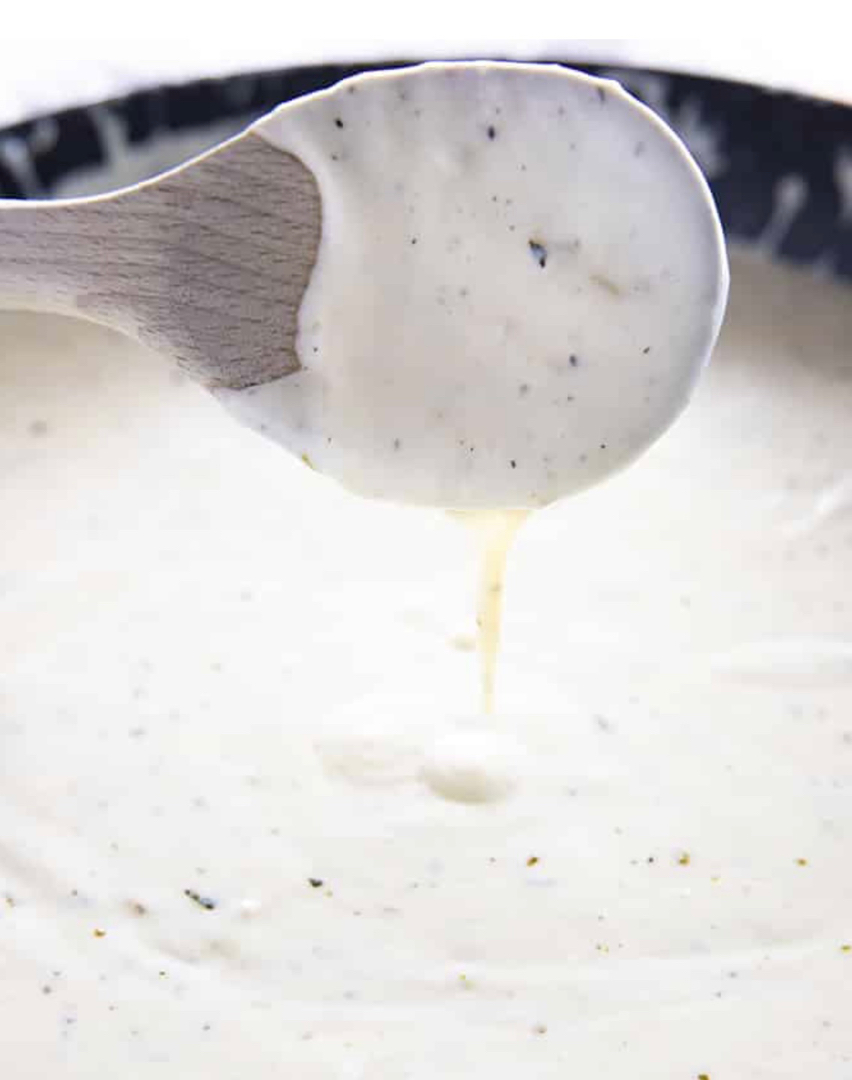 Easy homemade Alfredo sauce 🧀