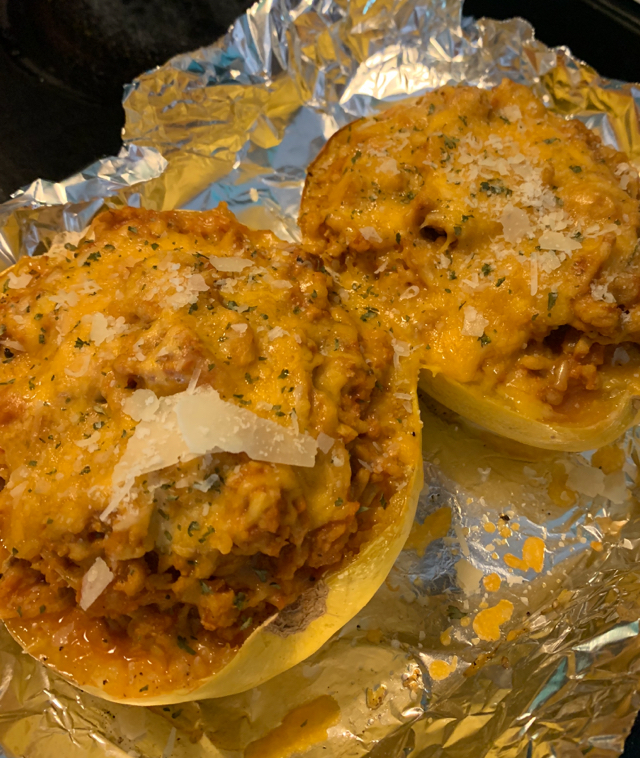 stuffed spaghetti squash 🤗