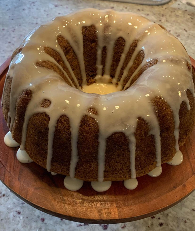 Honeycrisp Apple Cake with Honey Glaze