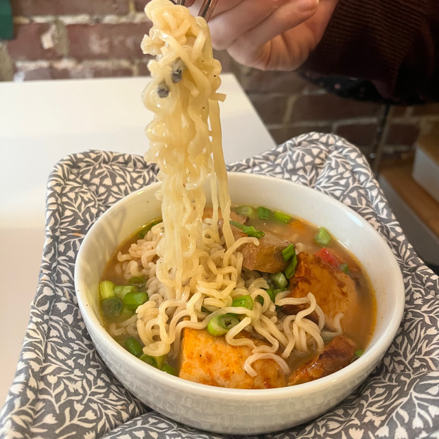 Instant ramen 