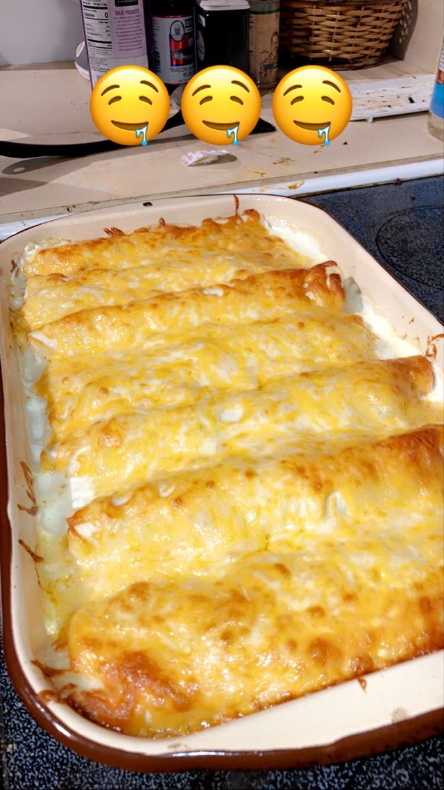 Creamy chicken enchiladas