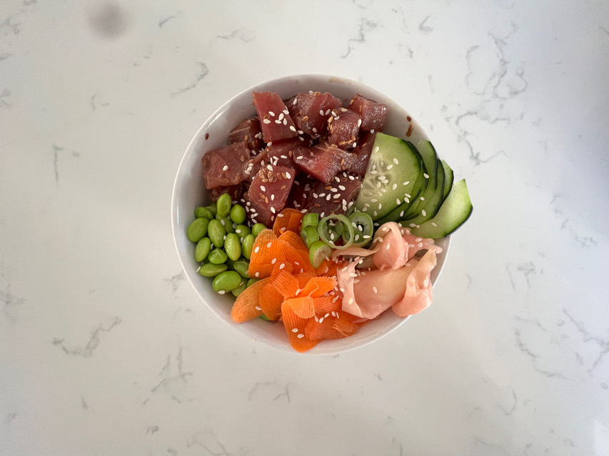 Tuna poke bowl