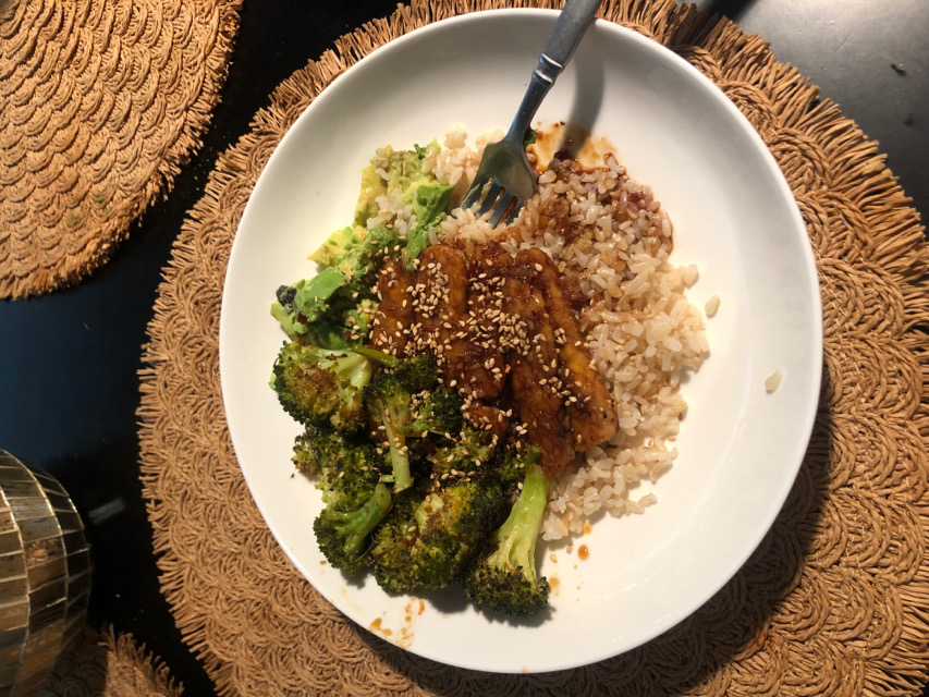 Tempeh Teriyaki with roasted broccoli 