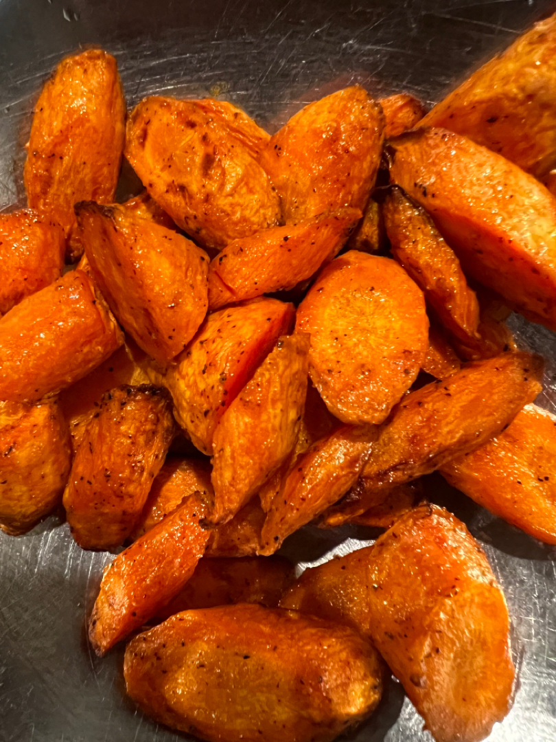 Honey mustard air fried carrots