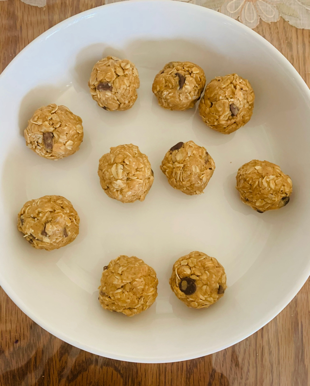 Granola energy bites